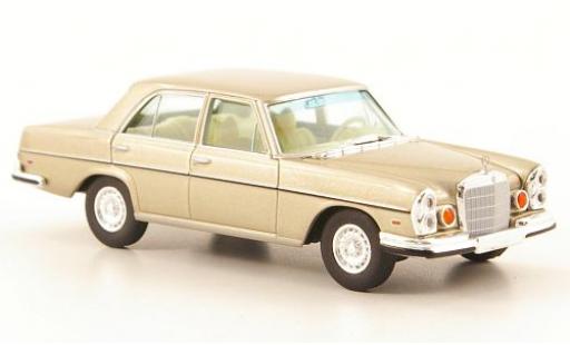 Diecast model cars Mercedes 280 1/87 Brekina SE 4.5 (W108) gold US-Version Mercedes 280 1/87 Brekina SE 4.5 (W108) gold US-Version diecast model cars