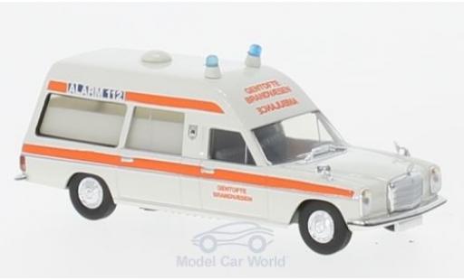Diecast model cars Mercedes /8 1/87 Brekina KTW Gentofte Brandvaesen (DK) Mercedes /8 1/87 Brekina KTW Gentofte Brandvaesen (DK) diecast model cars