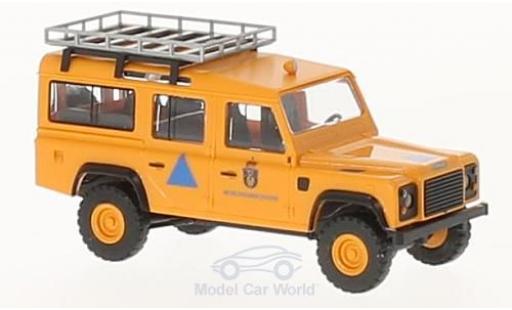 Diecast model cars Land Rover Defender 1/87 Busch Katastrophenschutz DK Kommandowagen Land Rover Defender 1/87 Busch Katastrophenschutz DK Kommandowagen diecast model cars