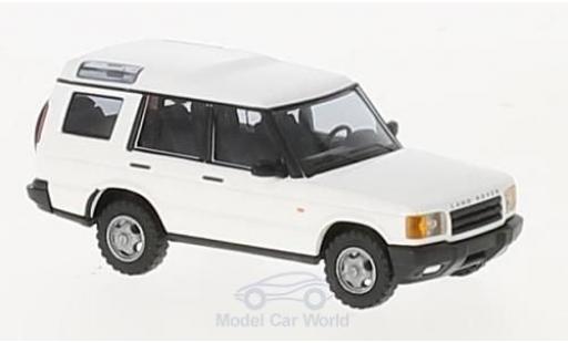 Diecast model cars Land Rover Discovery 1/87 Busch white 1998 Land Rover Discovery 1/87 Busch white 1998 diecast model cars