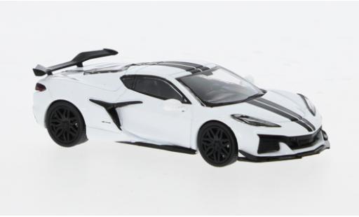 Chevrolet Corvette 1/64 Mini GT Z06 weiss 1:64 diecast model cars