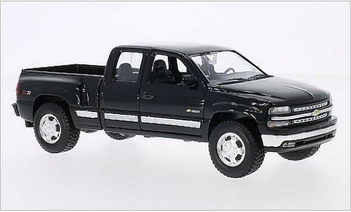Chevrolet Silverado pickup 1/24 Welly black 1999 diecast model cars