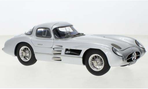 Diecast model cars Mercedes 300 1/18 CMC SLR Uhlenhaut Coupe 1955 Mercedes 300 1/18 CMC SLR Uhlenhaut Coupe 1955 diecast model cars