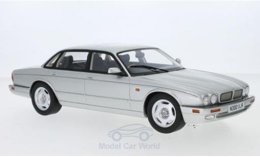 Diecast model cars Jaguar XJ 1/18 Cult Scale Models R (X300) grey RHD 1995 Jaguar XJ 1/18 Cult Scale Models R (X300) grey RHD 1995 diecast model cars