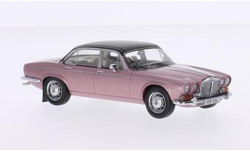 Daimler Double Six 1/43 Matrix Van rosa 1:43 diecast model cars