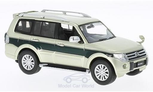 Diecast model cars Mitsubishi Pajero 1/43 First 43 Models 4WD metallic green/green RHD 2010 Mitsubishi Pajero 1/43 First 43 Models 4WD metallic green/green RHD 2010 diecast model cars