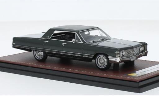 Diecast model cars Chrysler Imperial 1/43 GLM LeBaron metallise green foncé 1968 Chrysler Imperial 1/43 GLM LeBaron metallise green foncé 1968 diecast model cars