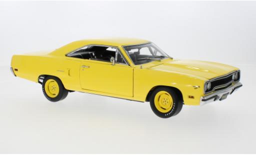 Diecast model cars Plymouth Road Runner 1/18 GMP yellow 1970 Plymouth Road Runner 1/18 GMP yellow 1970 diecast model cars