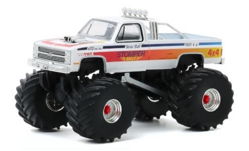 Diecast model cars Chevrolet C-20 1/64 Greenlight Monster Truck Stomper Bully 1984 Chevrolet C-20 1/64 Greenlight Monster Truck Stomper Bully 1984 diecast model cars
