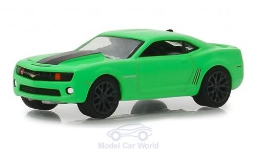 Diecast model cars Chevrolet Camaro 1/64 Greenlight SS green/black Turtle Wax 2012 Chevrolet Camaro 1/64 Greenlight SS green/black Turtle Wax 2012 diecast model cars