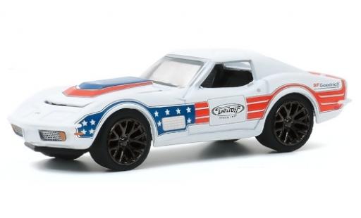 Chevrolet Corvette 1/64 Greenlight C3 Tuning white/Dekor BF Goodrich 1972 diecast model cars