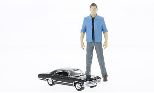 Diecast model cars Chevrolet Impala 1/18 Greenlight Sport Sedan Supernatural avec Dean figurine in 1:18 Chevrolet Impala 1/18 Greenlight Sport Sedan Supernatural avec Dean figurine in 1:18 diecast model cars
