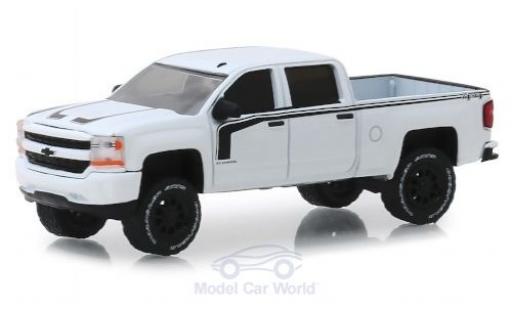 Chevrolet Silverado 1/64 Greenlight Rally 2 white/black 2017 diecast model cars