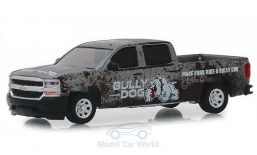 Chevrolet Silverado 1/64 Greenlight grey/Dekor Bully Dog 2018 diecast model cars