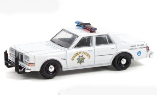 Diecast model cars Dodge Diplomat 1/64 Greenlight white/Dekor California Highway Patrol 1988 Dodge Diplomat 1/64 Greenlight white/Dekor California Highway Patrol 1988 diecast model cars