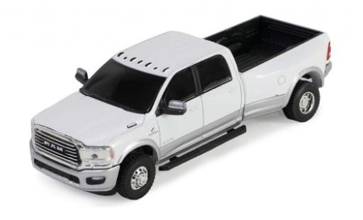 Diecast model cars RAM 3 1/64 Greenlight Dodge 500 Laramie Dually weiss 2020 1:64 RAM 3 1/64 Greenlight Dodge 500 Laramie Dually weiss 2020 1:64 diecast model cars