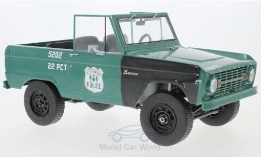 Ford Bronco 1/18 Greenlight Police Pursuit green/white NYPD - New York Police Department 1967 diecast model cars