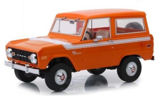 Diecast model cars Ford Bronco 1/18 Greenlight Special Decor orange/white 1977 Ford Bronco 1/18 Greenlight Special Decor orange/white 1977 diecast model cars