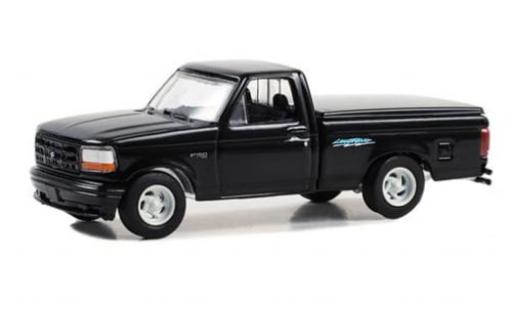 Diecast model cars Ford F-1 1/64 Greenlight 50 SVT Lightning schwarz 1994 1:64 Ford F-1 1/64 Greenlight 50 SVT Lightning schwarz 1994 1:64 diecast model cars
