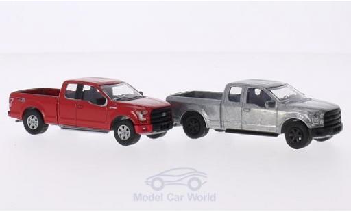 Diecast model cars Ford F-1 1/64 Greenlight 50 XLT 2014 2er-Set in PC-Box je 1x red und 1x unlackiert FirstCut Ford F-1 1/64 Greenlight 50 XLT 2014 2er-Set in PC-Box je 1x red und 1x unlackiert FirstCut diecast model cars