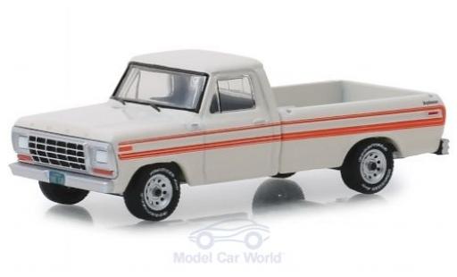 Diecast model cars Ford F-250 1/64 Greenlight Explorer white/orange 1979 Ford F-250 1/64 Greenlight Explorer white/orange 1979 diecast model cars