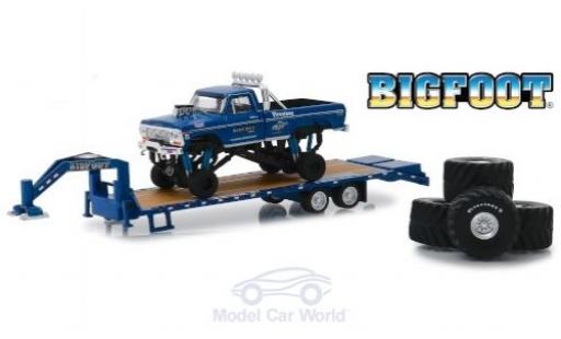 Ford F-250 1/64 Greenlight Monster Truck Bigfoot 1974 with Gooseneck Trailer and Tires diecast model cars