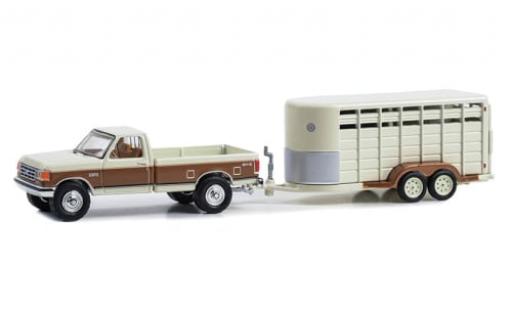 Diecast model cars Ford F-250 1/64 Greenlight XLT Lariat weiss/braun 1991 1:64 Ford F-250 1/64 Greenlight XLT Lariat weiss/braun 1991 1:64 diecast model cars