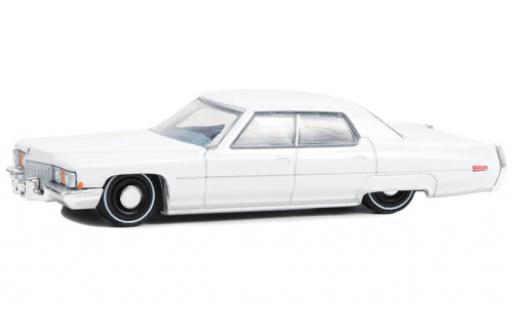 Diecast model cars Cadillac Sedan 1/64 Greenlight DeVille white 1972 Cadillac Sedan 1/64 Greenlight DeVille white 1972 diecast model cars