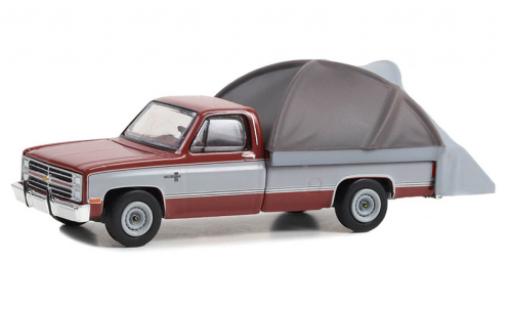 Diecast model cars Chevrolet C-20 1/64 Greenlight Silverado red foncé/d 1983 Chevrolet C-20 1/64 Greenlight Silverado red foncé/d 1983 diecast model cars