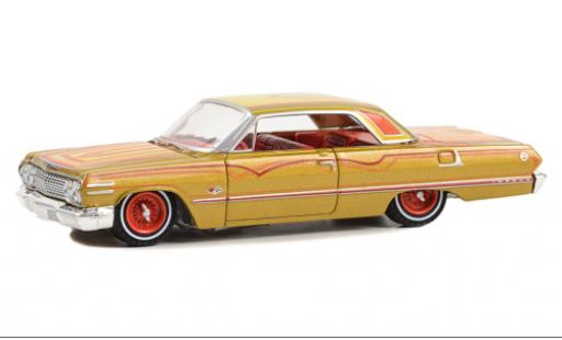 Diecast model cars Chevrolet Impala 1/64 Greenlight SS doré/Décorer 1963 Chevrolet Impala 1/64 Greenlight SS doré/Décorer 1963 diecast model cars