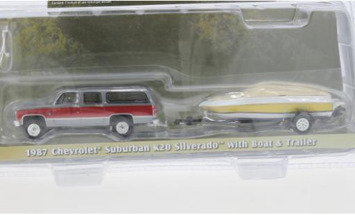 Diecast model cars Chevrolet Suburban 1/64 Greenlight K20 Silverado metallise grey/red 1987 Chevrolet Suburban 1/64 Greenlight K20 Silverado metallise grey/red 1987 diecast model cars