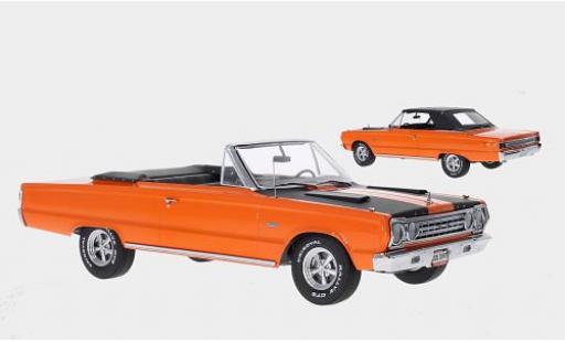 Plymouth Belvedere 1/18 Greenlight GTX Convertible orange/matt-black 1967 de le (la) Film - Joe Dirt Softtop couché avec diecast model cars