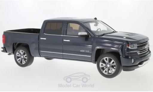 Diecast model cars Chevrolet Silverado 1/18 GT Spirit Centennial Edition metallic blue 2018 Chevrolet Silverado 1/18 GT Spirit Centennial Edition metallic blue 2018 diecast model cars