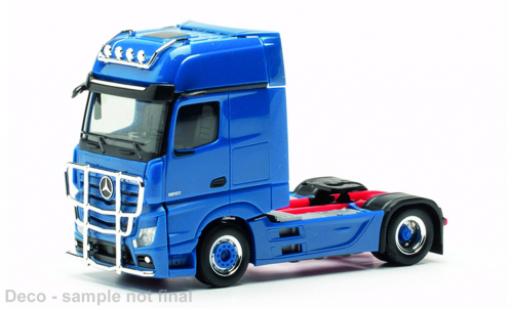 Diecast model cars Mercedes Actros 1/87 Herpa Gigaspace blue Mercedes Actros 1/87 Herpa Gigaspace blue diecast model cars
