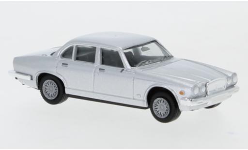 Jaguar XJ 1/87 Herpa 6 grey diecast model cars