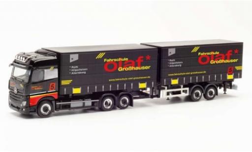 Mercedes Actros 1/87 Herpa BigSpace red Fahrschule Olaf Großhauser Tandem-bache de camion-camion avec remorque diecast model cars