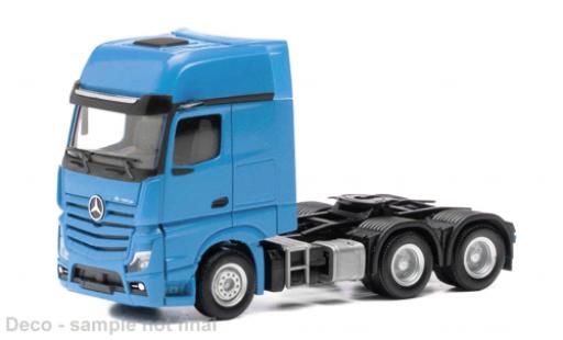 Diecast model cars Mercedes Actros 1/87 Herpa L Gigaspace blau 1:87 Mercedes Actros 1/87 Herpa L Gigaspace blau 1:87 diecast model cars