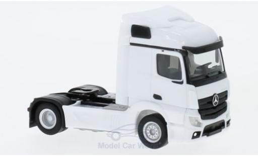 Diecast model cars Mercedes Actros 1/87 Herpa Streamspace 2.3 white 2018 2-achs Zugmaschine Mercedes Actros 1/87 Herpa Streamspace 2.3 white 2018 2-achs Zugmaschine diecast model cars