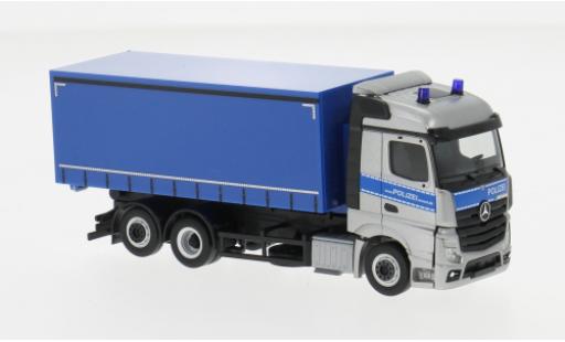 Diecast model cars Mercedes Actros 1/87 Herpa Streamspace Wechsellader Bereitschaftspolizei Mecklenburg-Vorpommern 1:87 Mercedes Actros 1/87 Herpa Streamspace Wechsellader Bereitschaftspolizei Mecklenburg-Vorpommern 1:87 diecast model cars