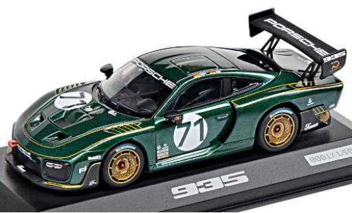 Porsche 991 GT2 RS 1/43 Minichamps 935/19 No.71 Jägermeister Basis: 911 GT2 RS (.2) diecast model cars