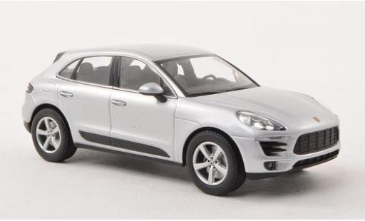 Diecast model cars Porsche Macan 1/43 Minichamps grey 2013 Porsche Macan 1/43 Minichamps grey 2013 diecast model cars
