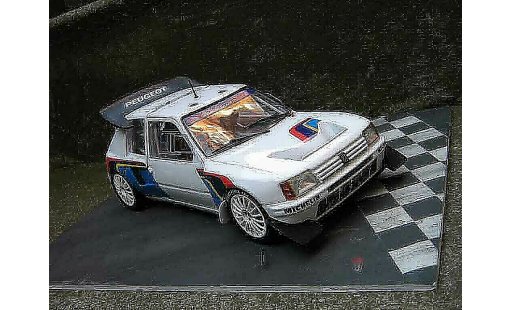 Peugeot 205 Turbo 16 1/18 Solido presentation rallye T16 diecast model cars