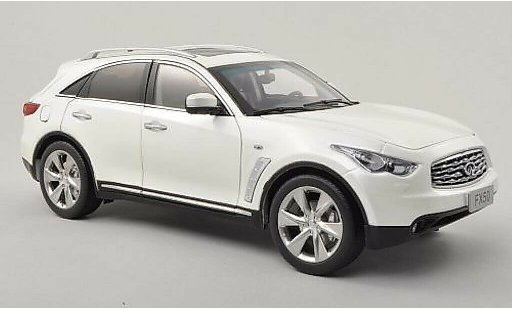 Infiniti FX50 Base 1/18 Paudi white 2011 diecast model cars