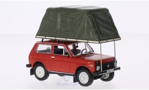 Diecast model cars Lada Niva 1/18 IST Models metallic red 1981 mit Zeltaufbau auf Dach Lada Niva 1/18 IST Models metallic red 1981 mit Zeltaufbau auf Dach diecast model cars