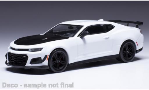 Chevrolet Camaro 1/43 IXO ZL1 white 2019 diecast model cars
