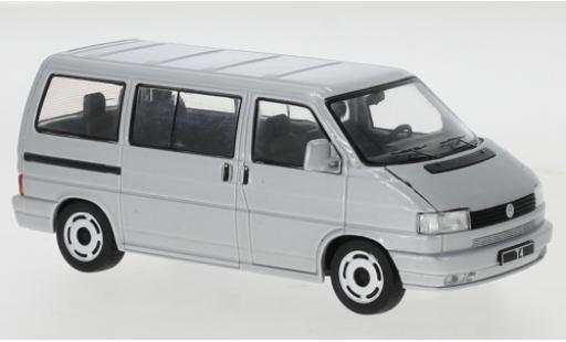 Diecast model cars Volkswagen T4 1/43 IXO Caravelle d 1990 Volkswagen T4 1/43 IXO Caravelle d 1990 diecast model cars