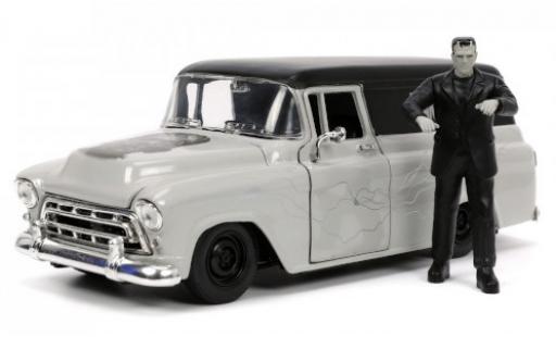 Diecast model cars Chevrolet Suburban 1/24 Jada Toys Frankenstein 1957 mit Figur Chevrolet Suburban 1/24 Jada Toys Frankenstein 1957 mit Figur diecast model cars