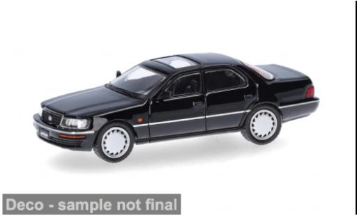 Diecast model cars Lexus LS 400 schwarz 1/87 Micro City 87