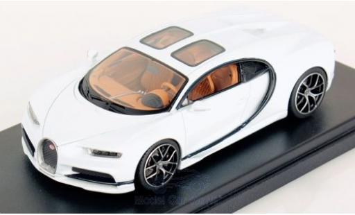 Diecast model cars Bugatti Chiron 1/43 Look Smart Sky View white Bugatti Chiron 1/43 Look Smart Sky View white diecast model cars