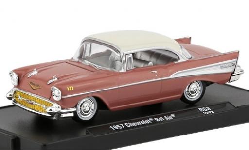Chevrolet Bel Air 1/64 M2 Machines pink/white 1957 diecast model cars